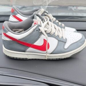 Nike Men's White and Red Sneakers